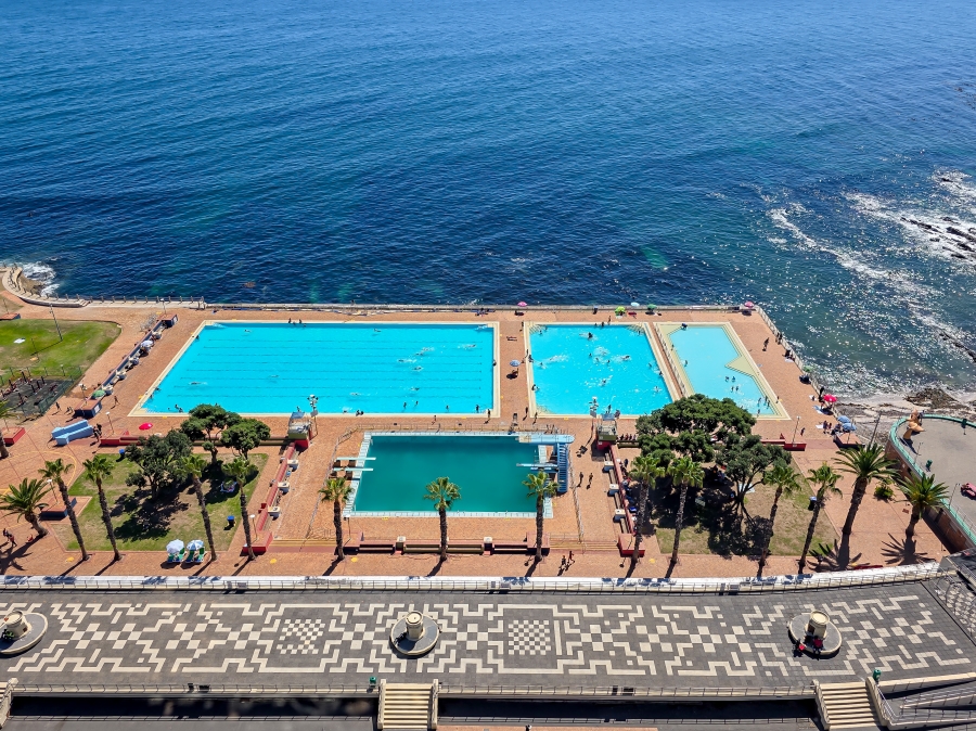 To Let 2 Bedroom Property for Rent in Sea Point Western Cape
